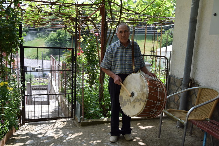 Всяка сутрин тъпанджии събуждат хората за „оруч“ в Ардино