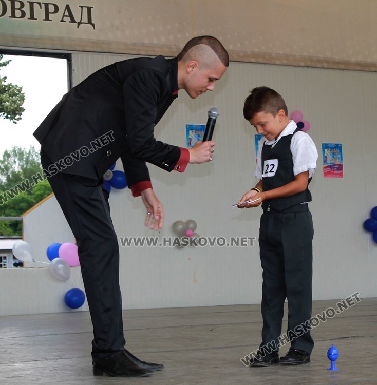 Избраха принцеси и принцове в конкурс "Мини мис и Мини мистър Димитровград"