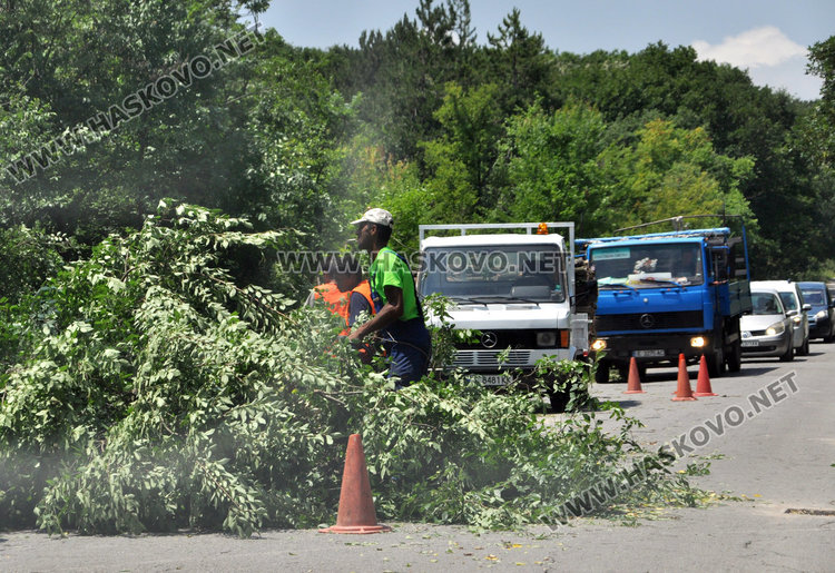 Пътното кърпи трасето Хасково-Узунджово-Симеоновград