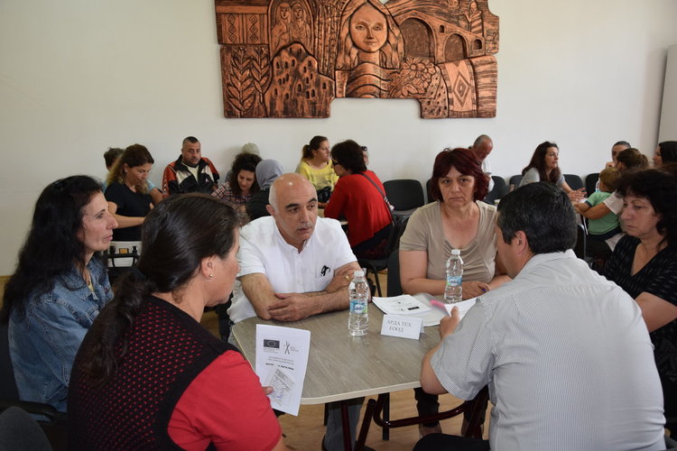 Бизнес и безработни на обща среща в Ардино, някои вече са наети