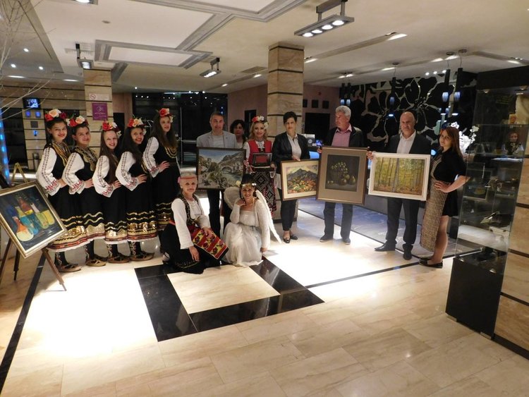 Над 6200 лева събра благотворителния базар, концерт и търг в Девин