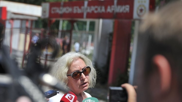 Дора Милева задължава ЦСКА да плати емблемата до 10 дни