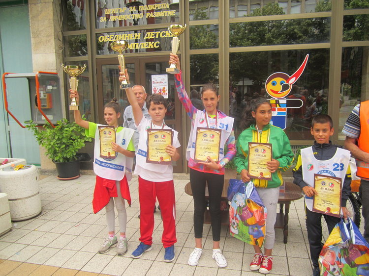 Нови позиции завоюваха малките велосипедисти