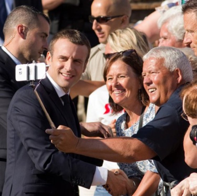 Блестящ триумф на Партията на френския президент Макрон