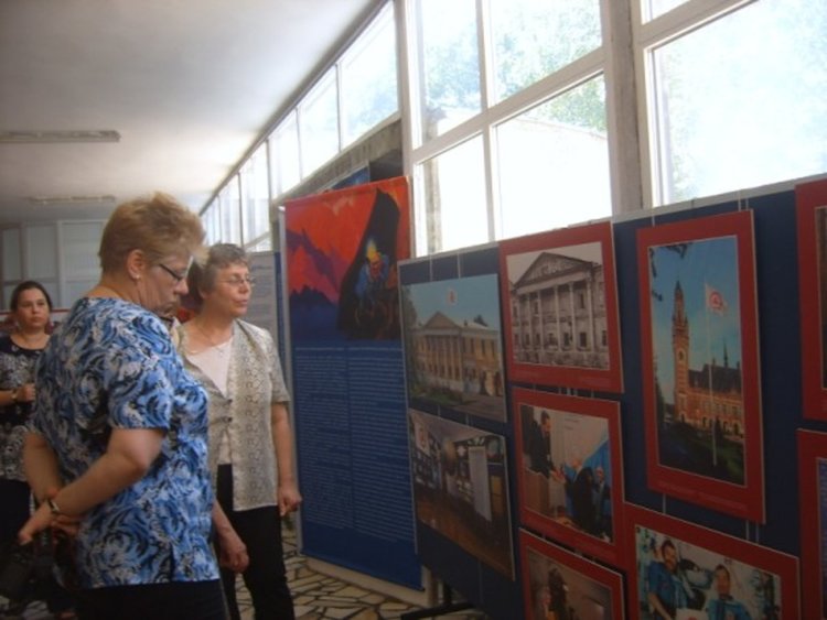 Пътуващата изложба „Пактът Рьорих“ – История и съвременност бе открита в Кърджали