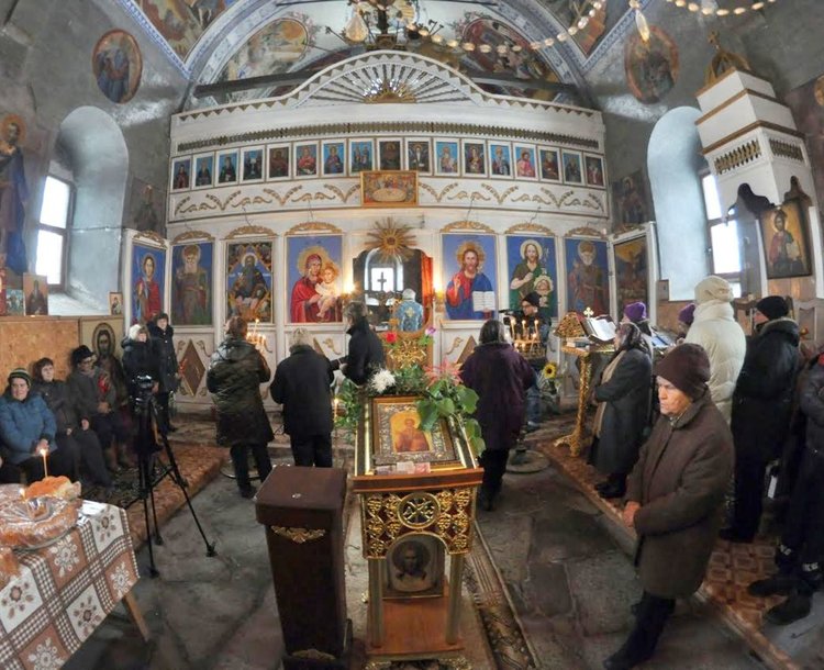 Църквата в село Черногорово е една от 10-те в общината, която ще получи дарение