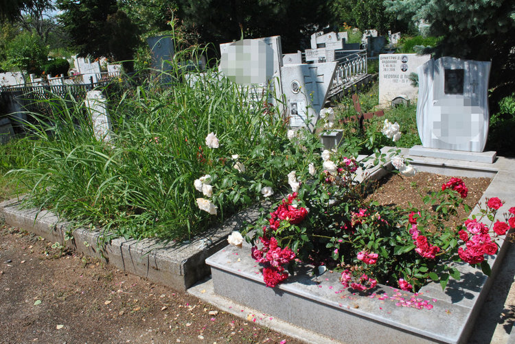 Шефката на “Обреден дом”: Богатите погребват близките си евтино