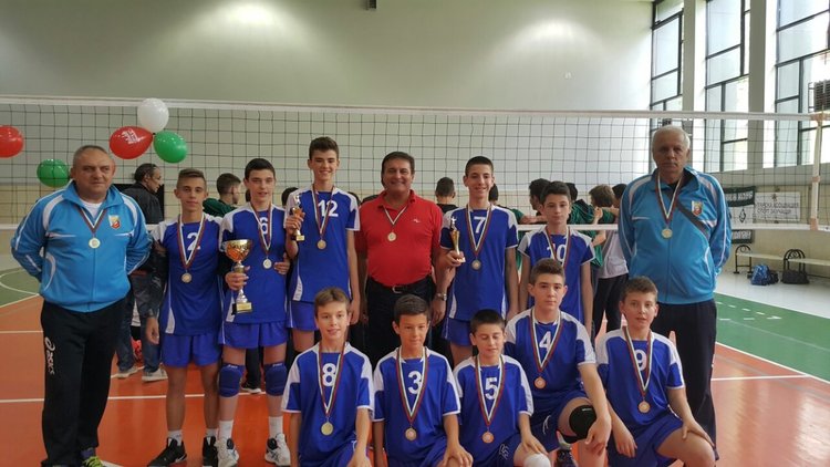 Отново злато за Арда! Най-малките волейболисти станаха републикански шампиони в Смолян