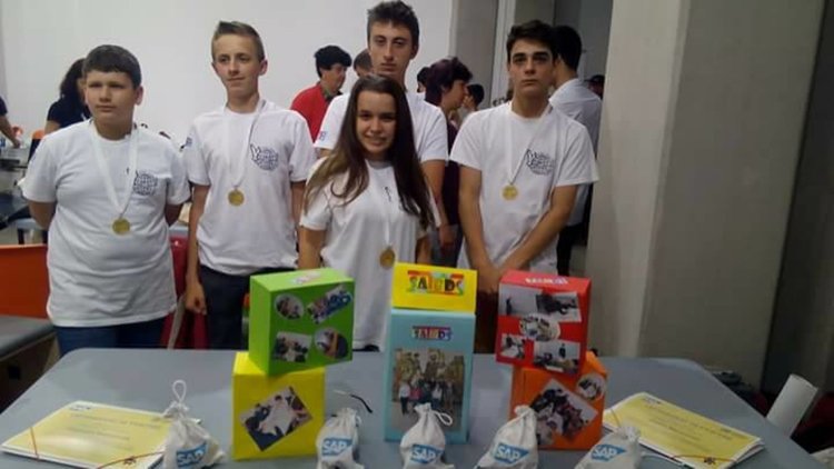 Специална награда по роботика за Паисиевци