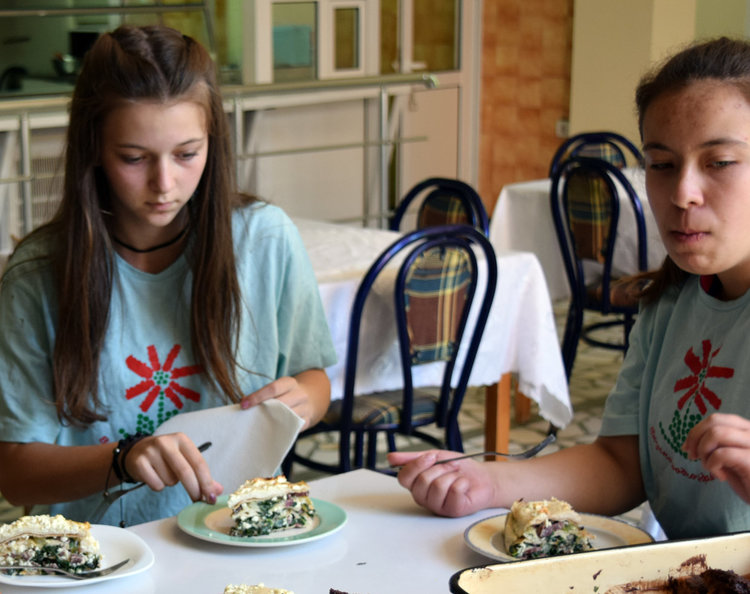 15 ученици на обучение в елитни ресторанти в Португалия и Малта