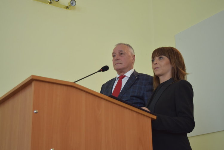 Общинските съветници Миглена Топалова и Назми Мюмюн положиха клетва в местния парламент