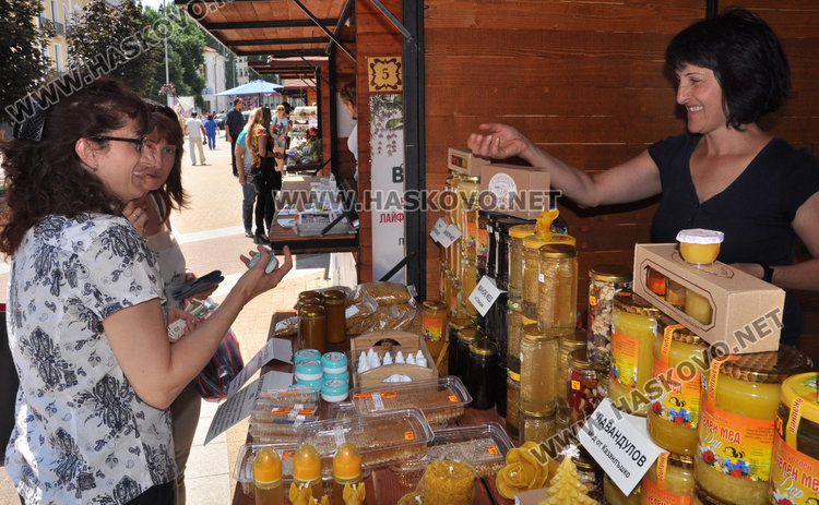 Билкари събират на Еньовденския базар пари за църквата в „Орфей“