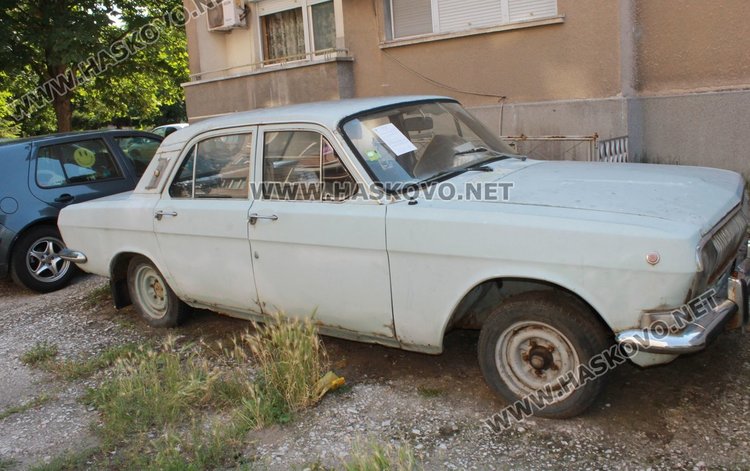  "Волга" постави началото на акцията за премахване на стари коли в Димитровград