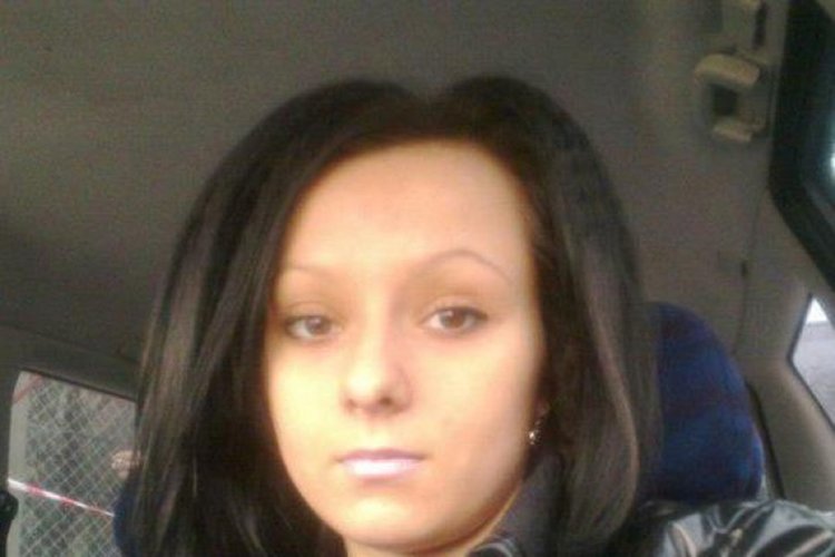 6-ма лекари на съд за смъртта на родилката Деяна