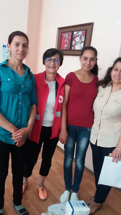 Приключи раздаването на храни от БЧК за социалните домове в Кърджалийско