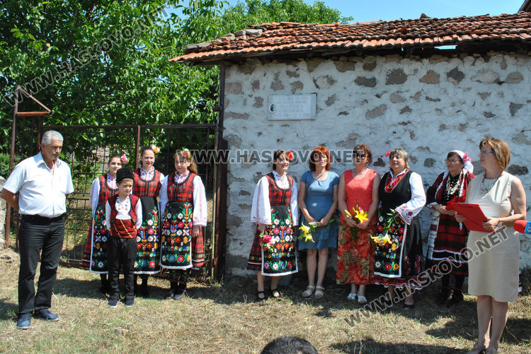 Почетоха годишнината на Недялка Керанова в родното й Татарево