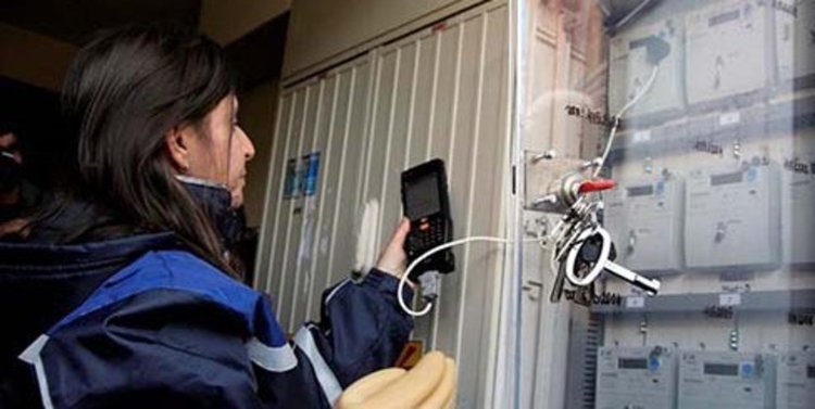 EVN : През летния сезон използвайте безплатните SMS или имейл услуги