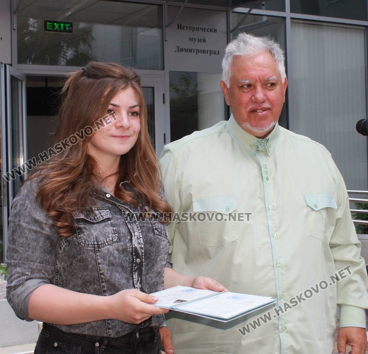 75 богоровци взеха дипломи, Георги Димитров първенец на випуска