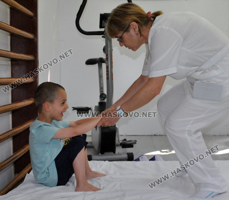 Държавата задраска 5-годишния Кристиян, родителите не губят надежда