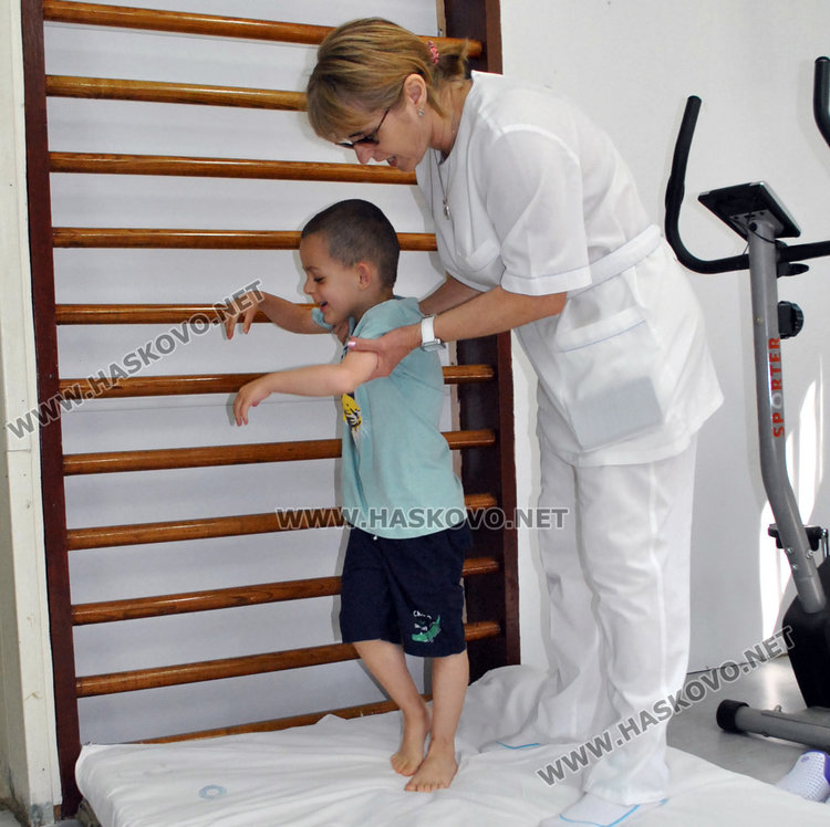 Държавата задраска 5-годишния Кристиян, родителите не губят надежда