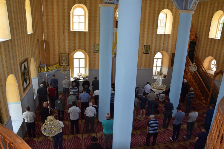 Последна петъчна молитва по време на Рамазан в Ардино