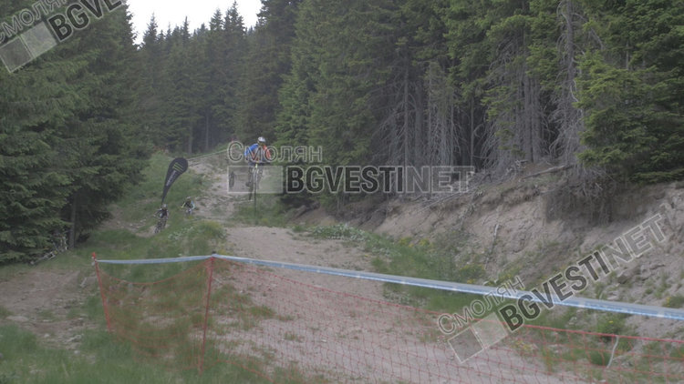 Атрактивно планинско колоездене събра над 150 състезатели в Пампорово-Мечи чал