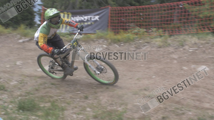 Атрактивно планинско колоездене събра над 150 състезатели в Пампорово-Мечи чал