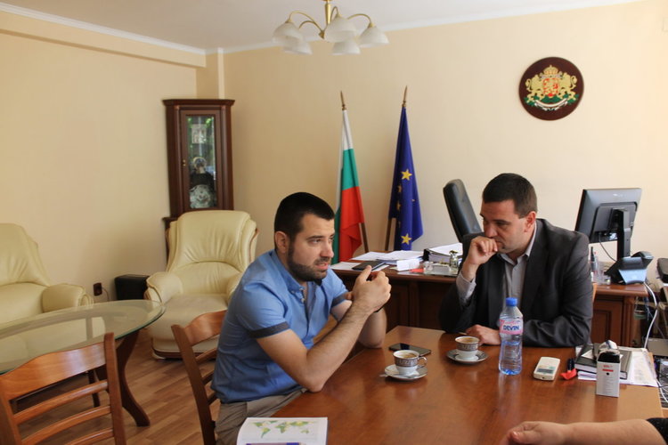 Чанев ще посредничи между бизнеса и професионалните гимназии