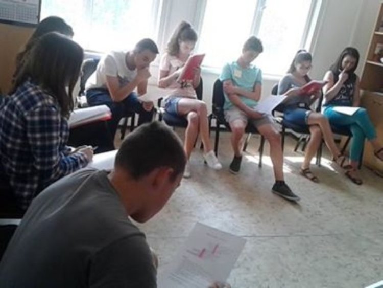 Младежи от Смолян и Кърджали обмениха опит в битката с наркотиците