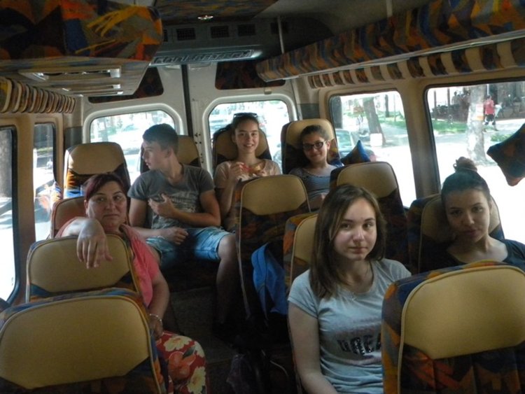 Младежи от Смолян и Кърджали отбелязаха Международния ден за борба с наркоманиите и нелегалния трафик на наркотици