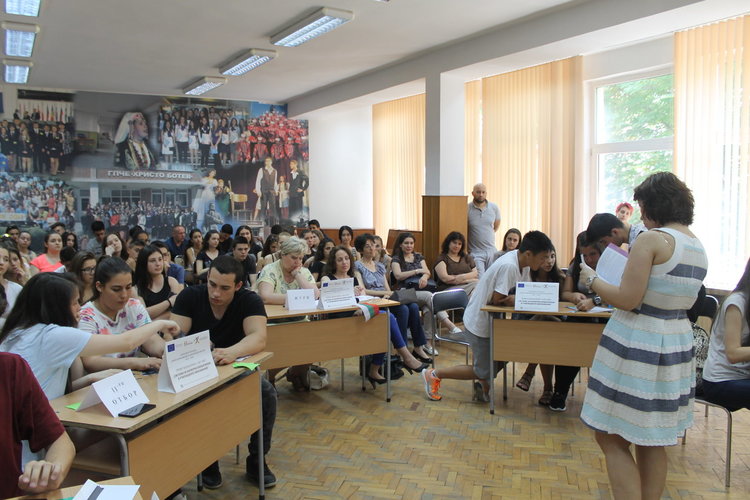 В Езиковата избираха професиите на бъдещето