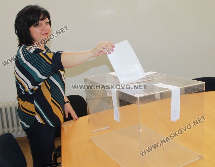 Съветниците избраха почетен гражданин с тайно гласуване