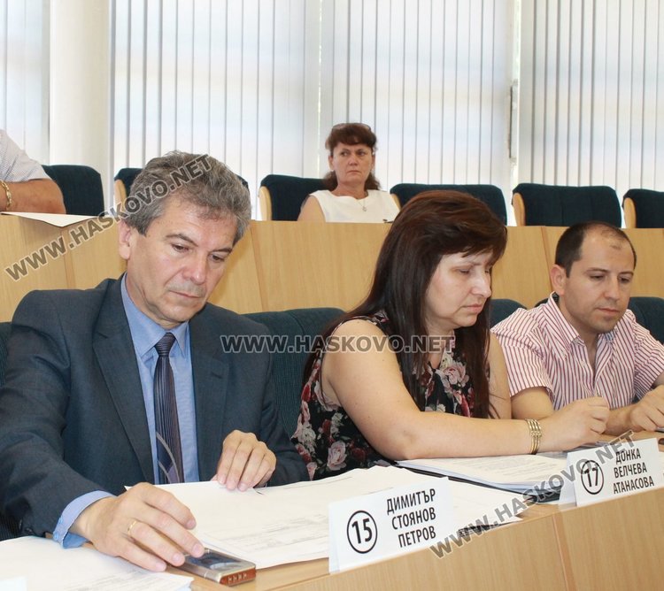 Бивш кмет става почетен гражданин на Димитровград, треньор по борба - не