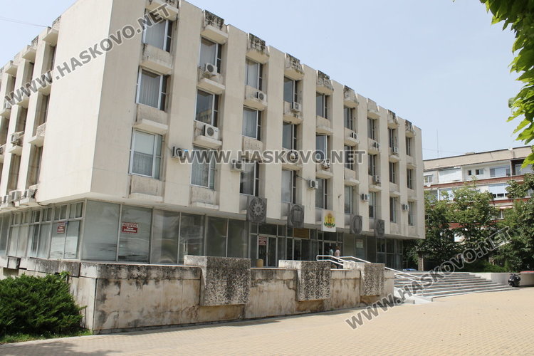 Обвиниха 38-годишен мъж за купуване на гласове в Ябълково