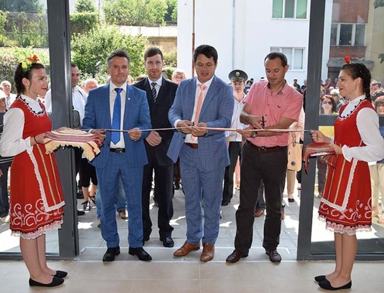 Ресми Мурад откри новоизградената автогара в Ардино