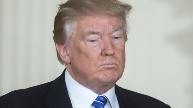 Имиграционният указ на Тръмп влезе в сила