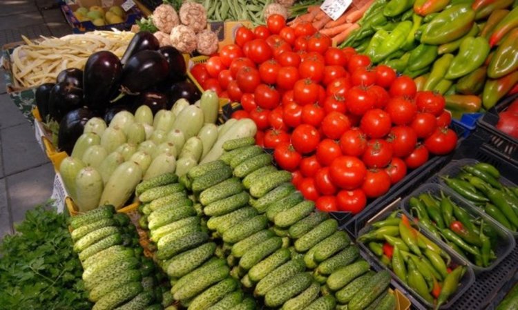 Цените на хранителните стоки на едро скочиха с 0,6%  