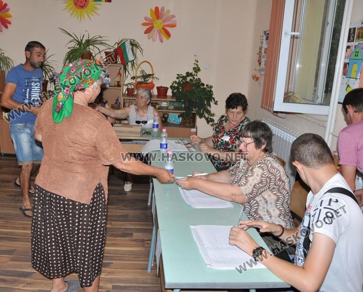 620  гласуваха за кмет на Ябълково до 17 часа