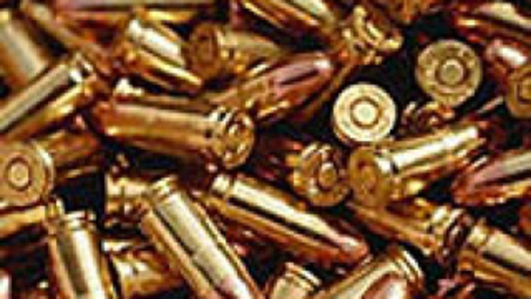 Скандал след кражба на цял арсенал с боеприпаси 