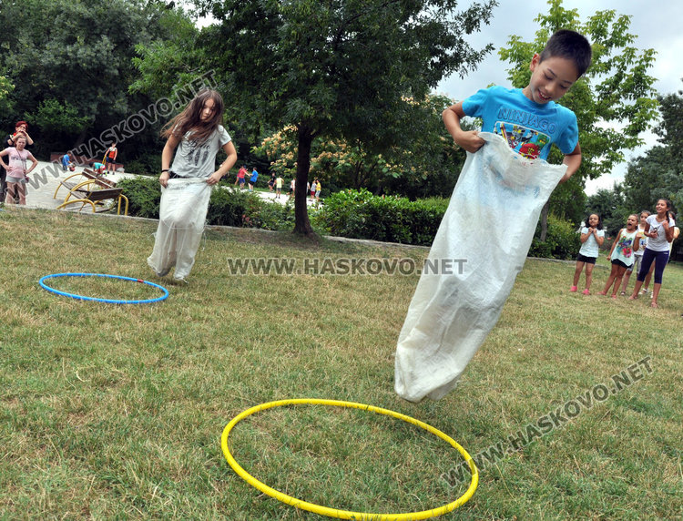  „Забавно лято“ - хапче срещу висенето пред компютъра