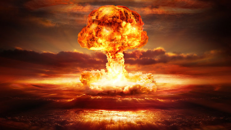 Ядрените сили съкращават и модернизират арсенала си