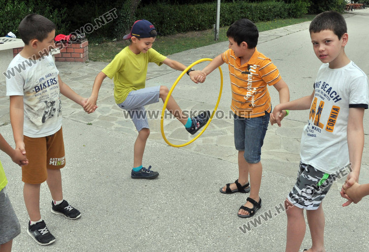  „Забавно лято“ - хапче срещу висенето пред компютъра