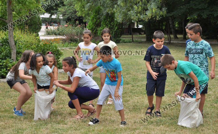  „Забавно лято“ - хапче срещу висенето пред компютъра