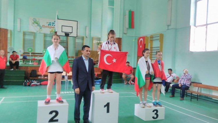 Със сребро се окичиха българчетата на Балканиадата по бадминтон