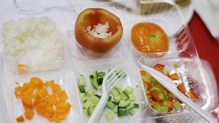 Донка Байкова в Кърджали: В 60 на сто от случаите болестите се причиняват от некачествена храна