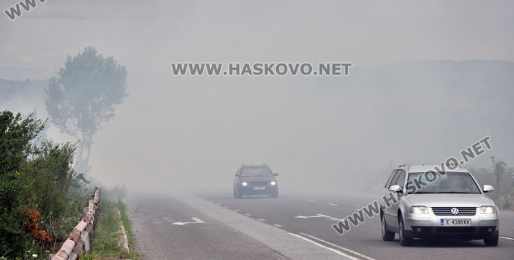 Спряха пожар на метри от бензиностанция и картинг пистата