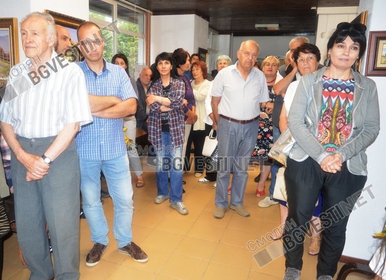 Приятели се поклониха пред големия художник Йордан Йорданов/Юри/ с ретроспективна изложба в Смолян