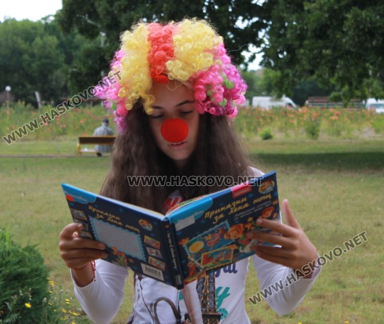 Лятна занималня „Библиотека в куфар" откриха в Димитровград