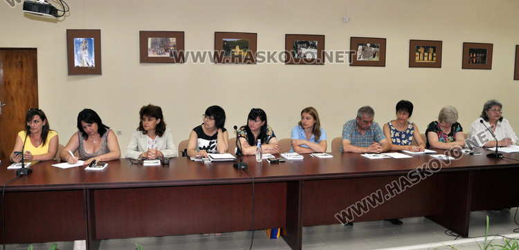 Приеха стратегия за развитие на ученици, липсват психолози и логопеди