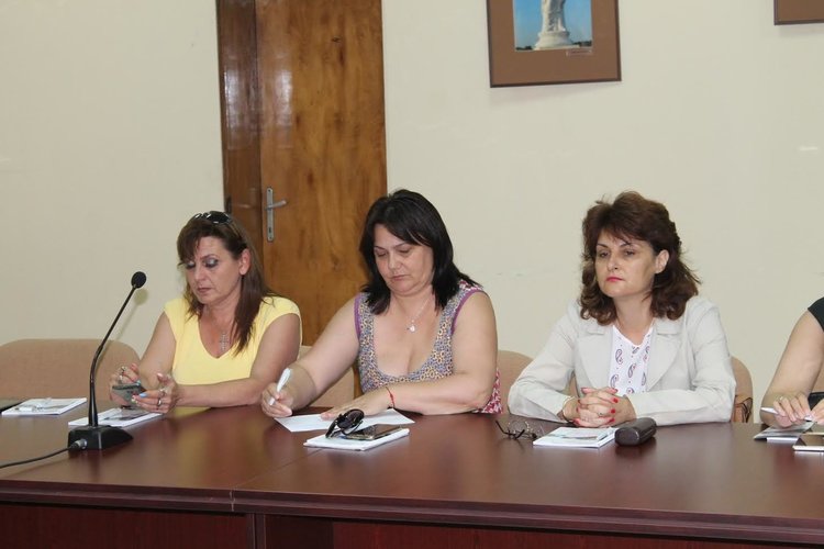 Обмислят разкриването на паралелки, свързани с автомобилостроенето в региона